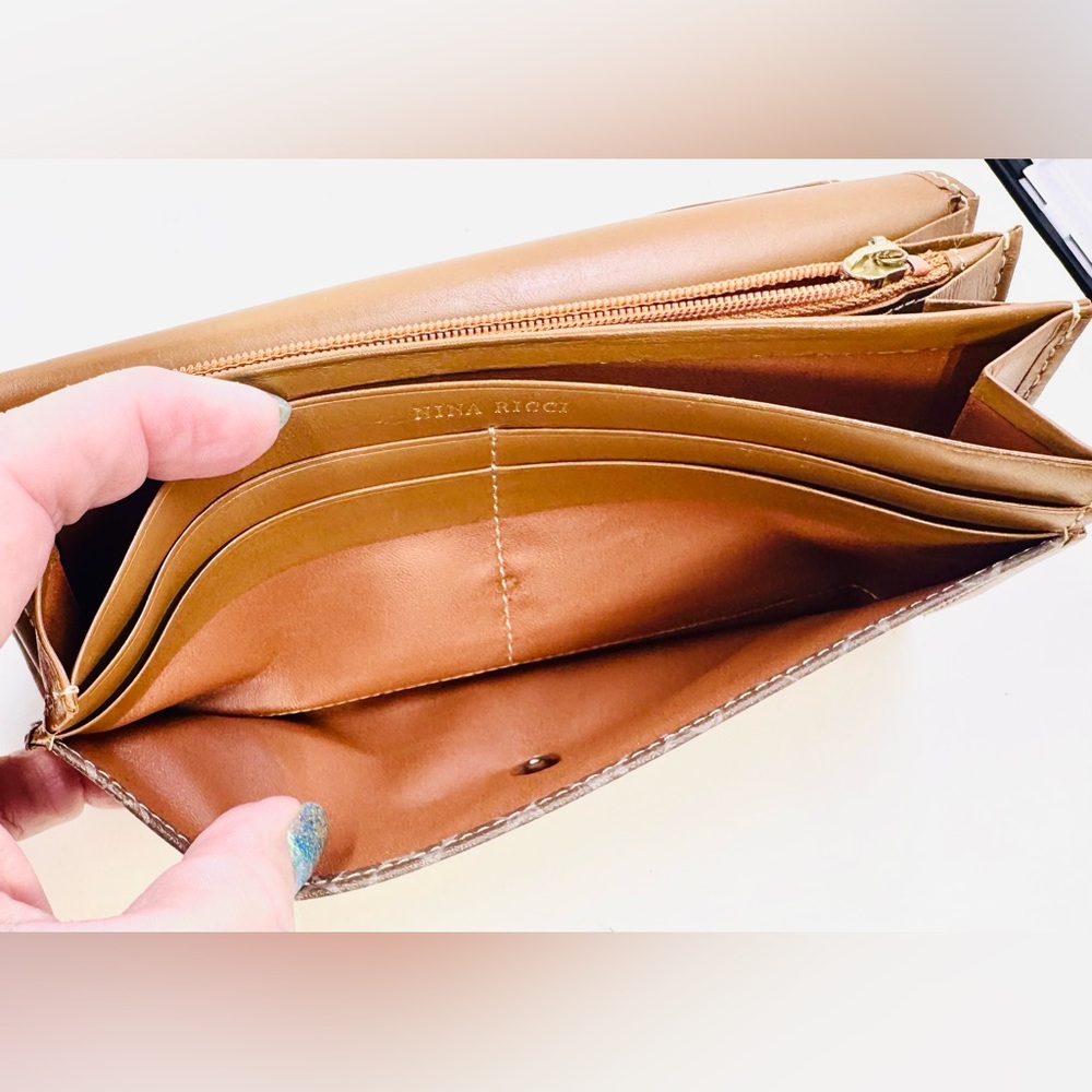 Nina Ricci Large Brown Leather Animal Print Wallet W/Optional Crossbody Chain - Picture 7 of 12